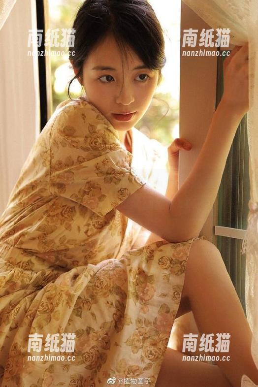 pans-丁丁 pans - 发现丁丁的修女写真作品集:真实与幻想的交响曲.txt