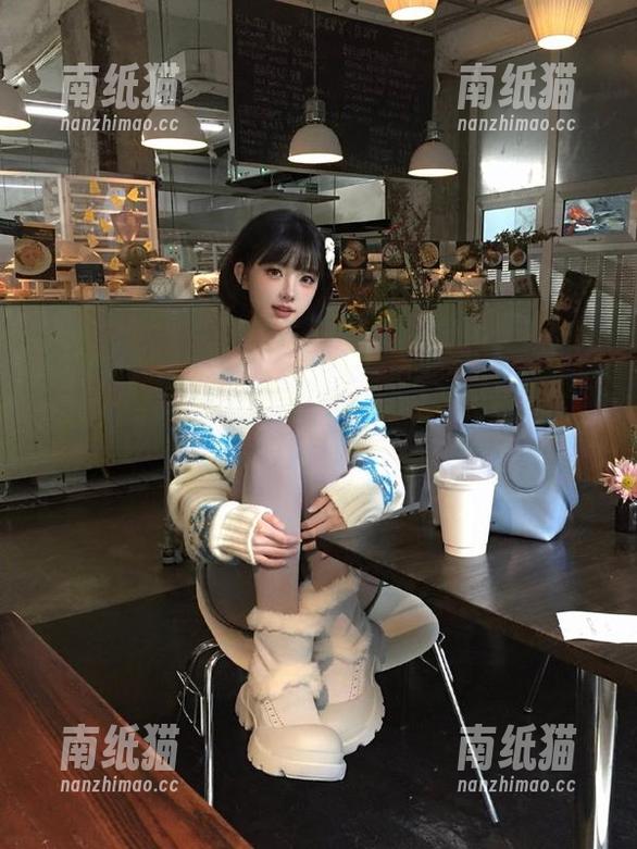 pans-安妮 pans - 探索安妮的秘密世界:私房原图带你领略艺术与性感的独特魅力.txt