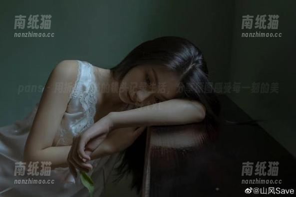 pans-折折 pans - 用折折秘书的镜头记录生活,分享原图感受每一刻的美好.txt