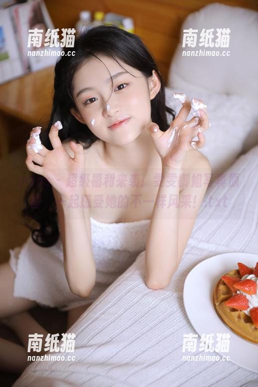 pans-雯雯 pans - 超级福利来袭!雯雯御姐写真原图,一起感受她的不一样风采!.txt