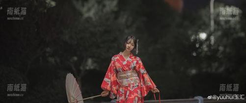 yuuhui玉汇 精选写真集:yuuhui玉汇与双斩少女共舞的美丽篇章.txt