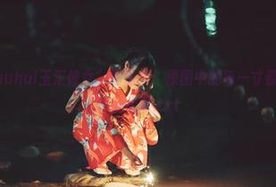 解锁“yuuhui玉汇修女”作品集：原图中的每一寸都在诉说自己的故事.txt