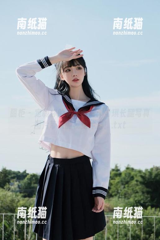 丽柜-司琪 丽柜 - 定制你的私人画廊:司琪长腿写真图片带来的视觉冲击!.txt