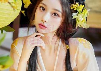 丽柜 – 福利写真来袭！团子《好想沦陷》作品让你欲罢不能.txt
