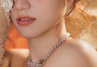 丽柜 – 心心的户外写真集：精选她与大自然的诗意邂逅.txt