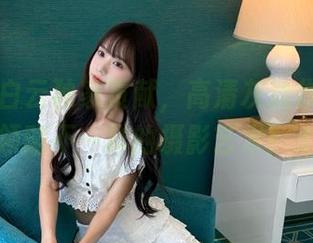丽柜 – 白云独家贡献，高清灰丝作品，带你领略不一样的摄影艺术！.txt
