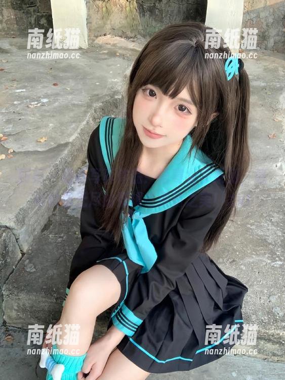 丽柜-语寒 丽柜 - 最新写真作品:语寒女仆系列,感受她那无尽的妩媚与灵动之美!.txt