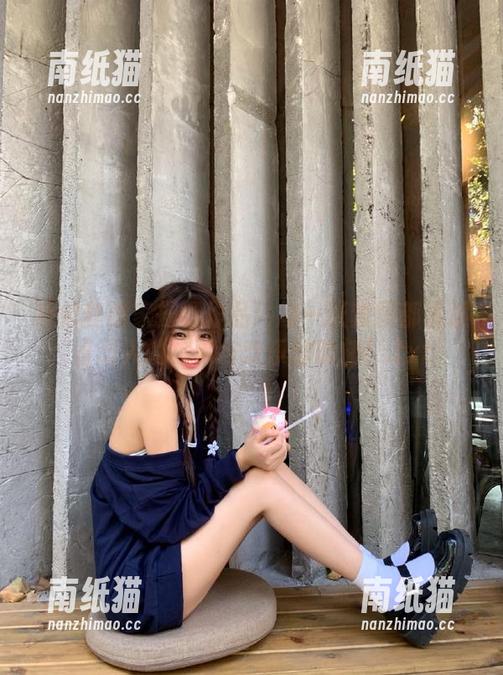 乔依丝joys 乔依丝独家操场作品:每一张套图都讲述着动人的故事与欢乐的时刻!.txt