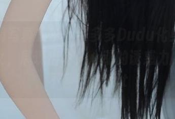 在高清写真集中，余多多Dudu化身氛围紫皇女，展现出令人心动的诱惑力，绝对不容错过.txt