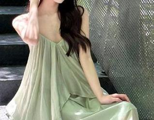 微密圈 – 俏妞t的车库美人写真集，原图记录下她绽放的每一道光辉！.txt