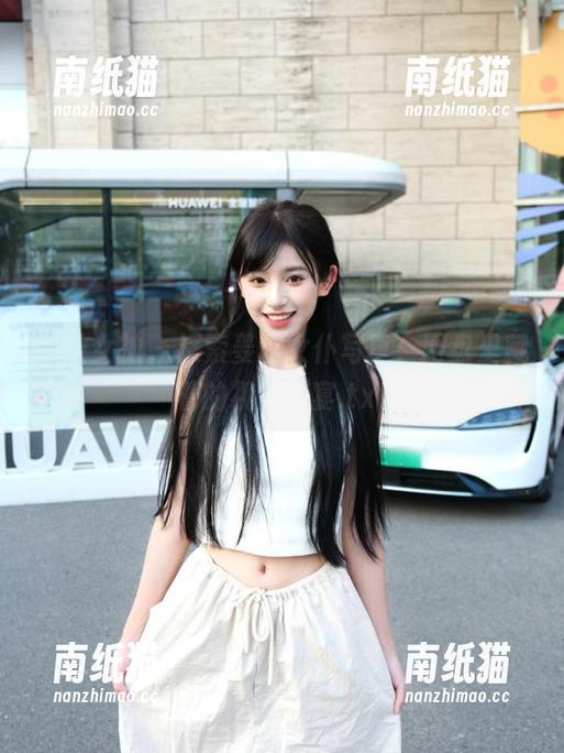 克拉女神-姜璐 克拉女神 - 探索姜璐女仆写真,网盘里藏着的视觉盛宴.txt