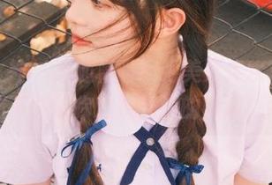 克拉女神 – 追随杨暖！绝美死库水写真，免费下载让你心跳加速的瞬间！.txt