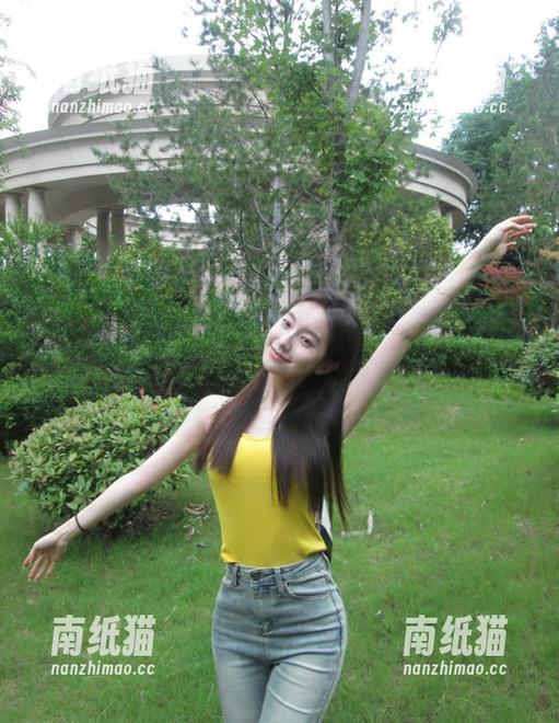兔玩映画 免费下载兔玩映画长发大姐姐图包,带给你一天的好心情和无尽的笑声,快来下载吧!.txt