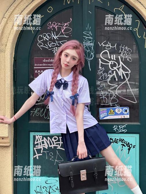 兔玩映画 兔玩映画全新私拍套图上线:六花带你领略不同的摄影风格.txt