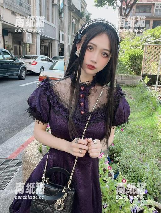 冲田凛花rinka 缤纷夏季私拍:冲田凛花rinka的秦良玉泳装ver魅力套图全景赏析.txt