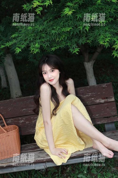 南鸽 南鸽的透明女仆作品,原图写真带你捕捉那些瞬间中的温暖与柔情.txt