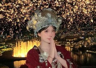 捕捉瞬间：卜呦的幽灵鲨高清写真，尽享独特下载体验.txt