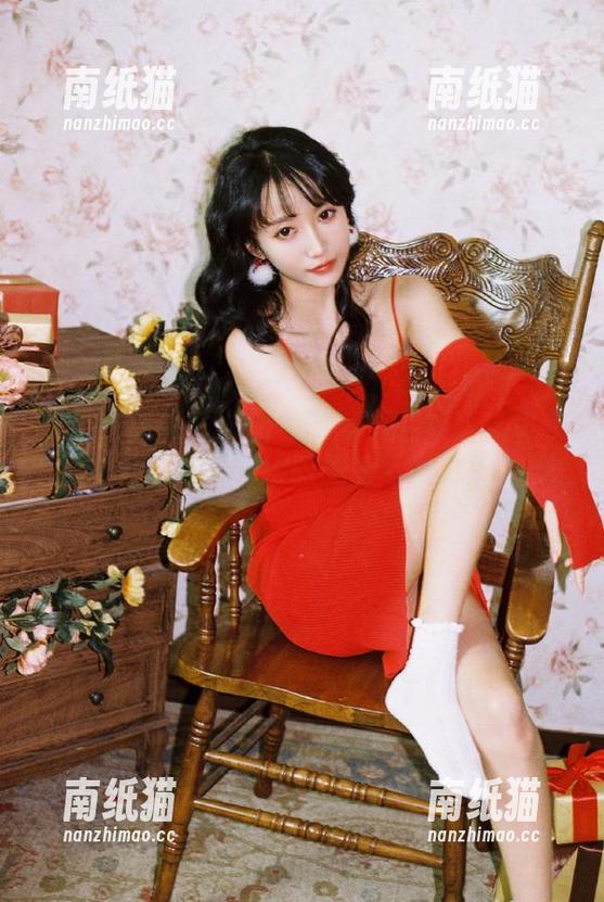 周妍希 微密圈 - 畅游周妍希的厨娘世界:这组合集图片让你领略她的生活与魅力!.txt