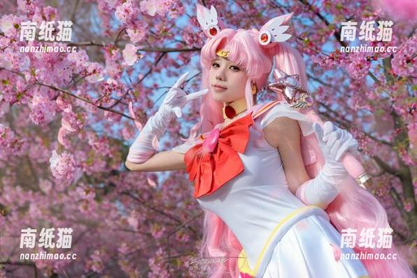 咬人小小兔 最新套图曝光:咬人小小兔重现原神申鹤明枪经典瞬间!.txt