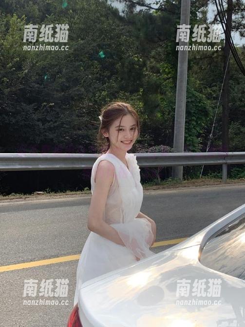 喵写真 喵写真推出少女黑丝美图合集,尽显清新俏丽风格!.txt