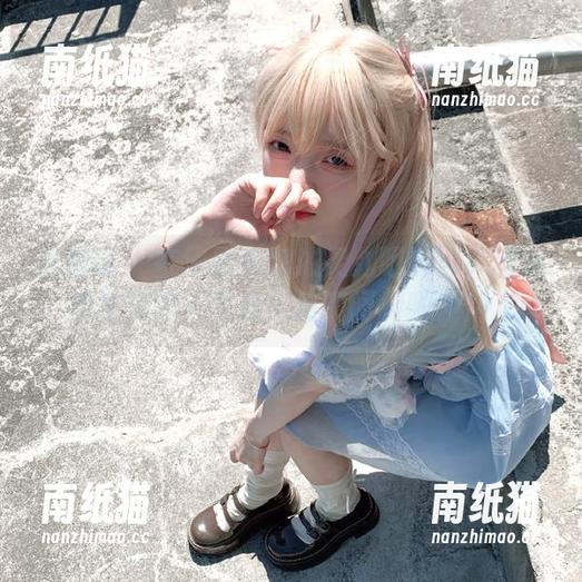 嗲囡囡-娜依灵儿 嗲囡囡 - 在线欣赏娜依灵儿眼镜写真图集,捕捉她每一个迷人的瞬间和眼神!.txt
