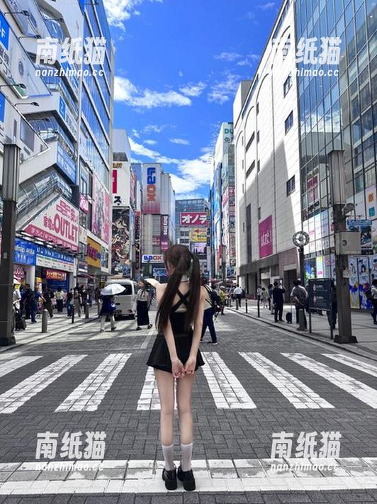 嗲囡囡-施忆佳KITTY 嗲囡囡 - 施忆佳KITTY棉袜作品合集:让每一双袜子都讲述属于她的故事.txt