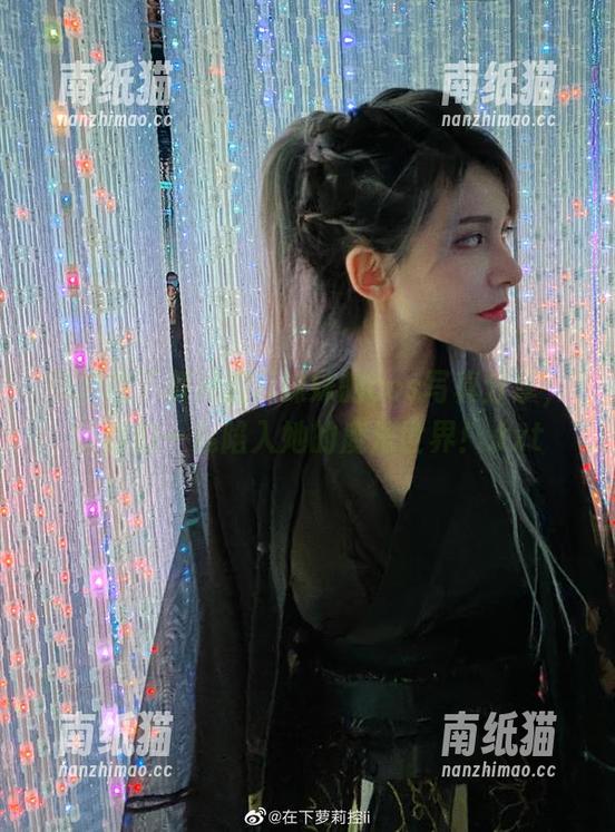 在下萝莉控ii 可爱在下萝莉控ii妹妹的cos写真分享,让我们一起陷入她的魔法世界!.txt