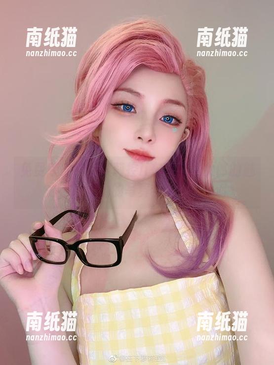 在下萝莉控ii 免费欣赏在下萝莉控ii布兰儿兔女郎的魅力,珍藏她的写真合集吧!.txt