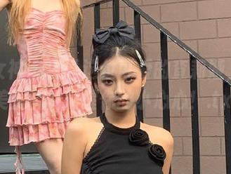 头条女神 – 看看这位可爱的查莉娅，高清美腿图片唤醒你的小心心！.txt