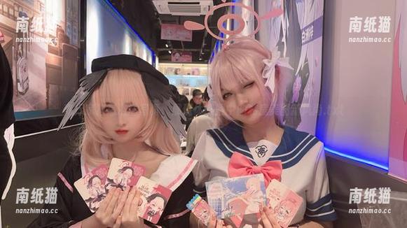 奇行家狗崽 奇行家狗崽浴场写真,展现体操服中的私房美图新风尚.txt