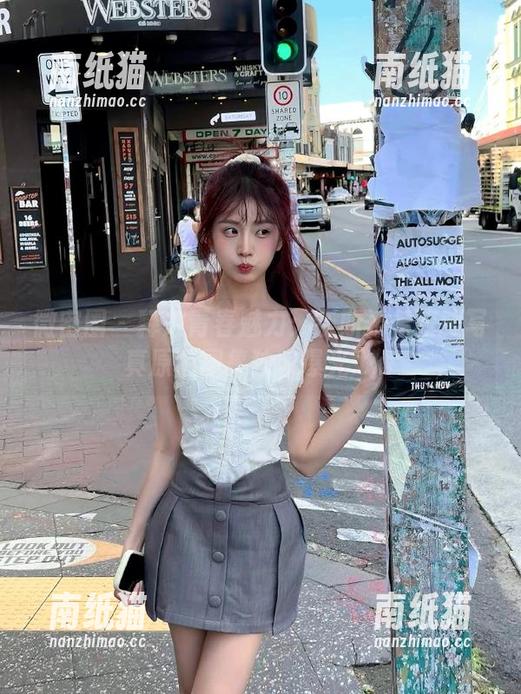 奈斯希希 微密圈 - 释放青春魅力:奈斯希希校服写真原图图集独家曝光.txt