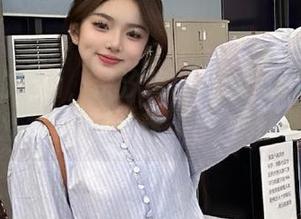 点燃你的心动，奈汐酱Nice可爱的写真原图真是太迷人了.txt