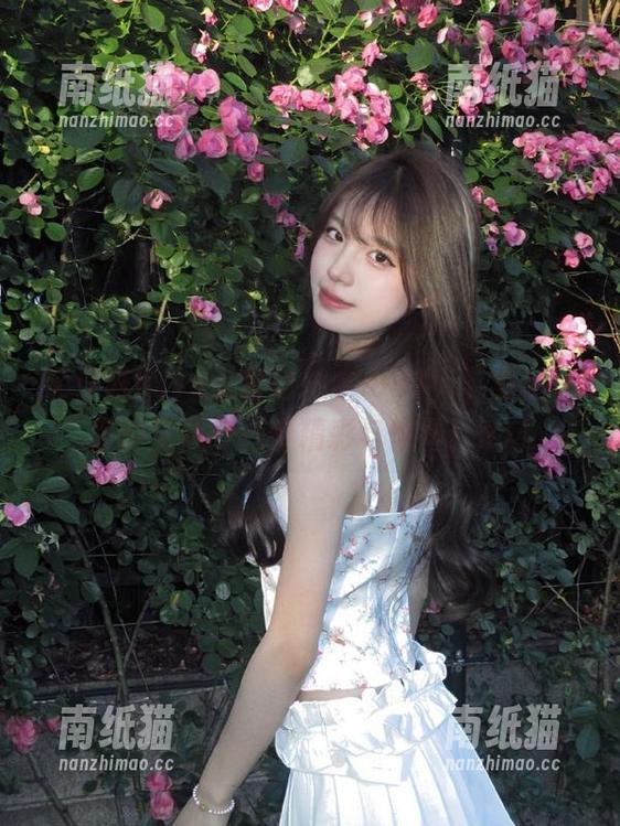 奈汐酱Nice 奈汐酱Nice全套自拍本-007,下载后让你的生活多一份精彩与惊喜!.txt