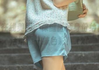 女主K在线美图，保健医师身份给你的生活增添一抹色彩！.txt