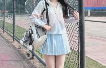 妖精视觉 – 下载筱筱御姐写真全集，带你领略她那迷人风情，仿佛每一张照片都是一首动人的诗歌！.txt