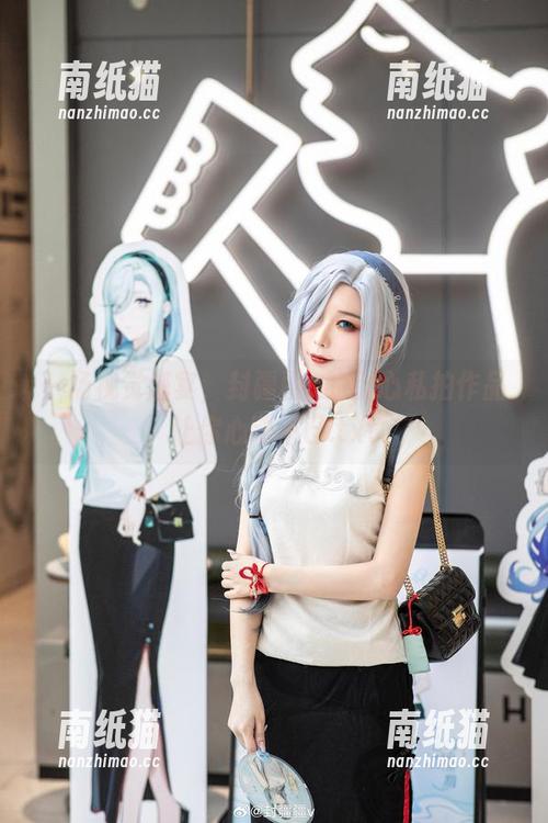 封疆疆v 一场视觉盛宴,封疆疆v的甜心私拍作品让你心动不已.txt