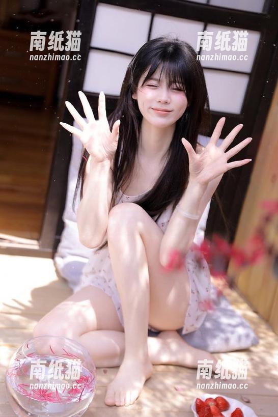 小瑶幺幺 感受小瑶幺幺化身“毒蛇”的魔力,超美写真图包等你收藏!.txt