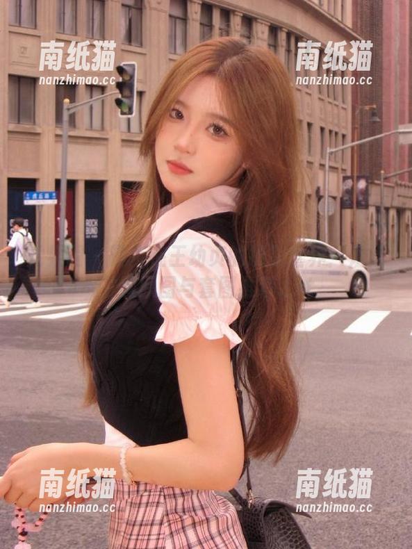 尤果网-王幼贞 尤果网 - 漫步在王幼贞的摄影世界:姐姐主题原图与套图推荐.txt