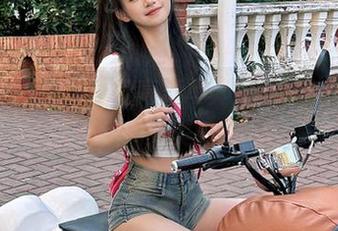 尤果网 – 美替短裙高清写真，揭开时尚与诱惑交织的完美瞬间.txt