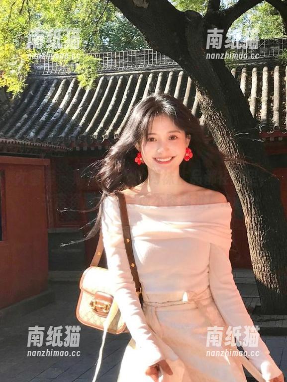 尤蜜荟-娜娜子yy 尤蜜荟 - 娜娜子yy的网袜作品都在这里,丰富资源精彩呈现不容错过!.txt