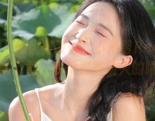 尤蜜荟 – 向优雅致敬：小海臀Rean和服写真全集下载，收藏那些动人的瞬间.txt