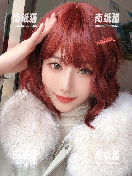 年年Nnian 年年Nnian杂志1:梦幻般的美图合集,唤醒心中艺术情怀.txt