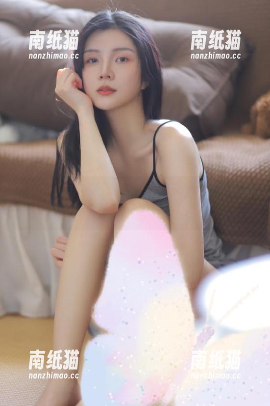 果团网-何梦兮Stacy 果团网 - 何梦兮Stacy学姐的精选写真套图,带你走入她的梦幻生活.txt