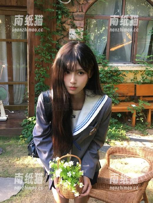 果团网-龚玥菲 果团网 - 重磅更新:龚玥菲黑丝写真作品,带你畅游性感与优雅的世界.txt