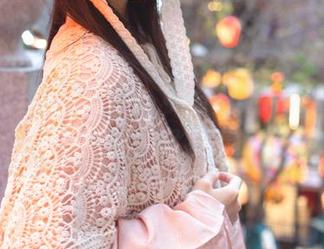 追寻青春的足迹，桜桃喵最新制服摩天轮作品集带你飞翔！.txt