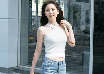 梦丝女神 – 探索刘诺的瑜伽世界：超高清写真网盘合集分享.txt