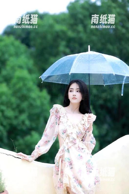 森萝财团-小奶糕Milky 森萝财团 - 小奶糕Milky姐姐的摄影分享,带你领略她每一件作品背后的故事!.txt