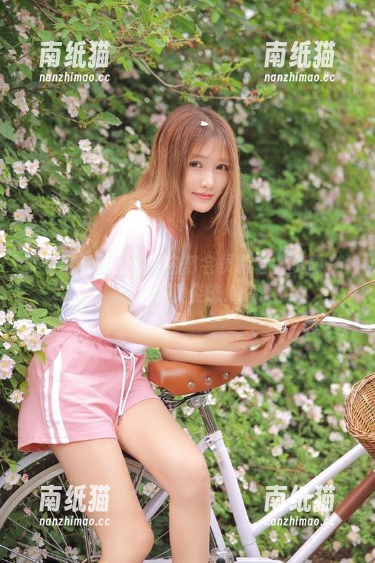 森萝财团 享受森萝财团独特内部会员版套图资源–雏菊的唯美姿态.txt