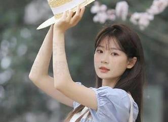 森萝财团呈献完美写真：护士服白丝系列，带你探寻美丽秘密.txt
