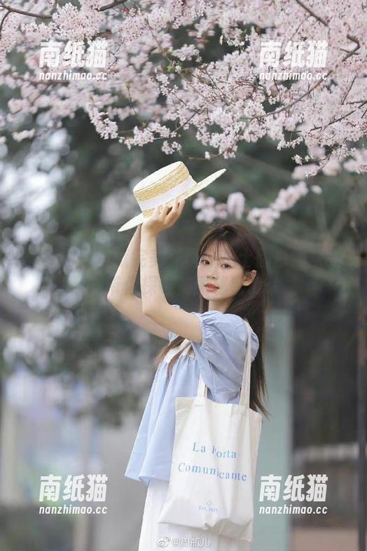 森萝财团 森萝财团呈献完美写真:护士服白丝系列,带你探寻美丽秘密.txt